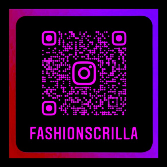 Chanel Vintage Gold Signature CC Monogram Logo Clip On Earrings - Picture 3 of 11